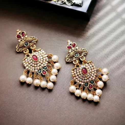Unique Trendy earrings studs , white earring's ,women's earring's || Fashionable Earrings for Women#fastive earring's #fancy earring's #latest earring's
