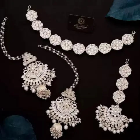 WOMENS TRADITION ERRINGS SET + MANGTIKA FOR WOMENS