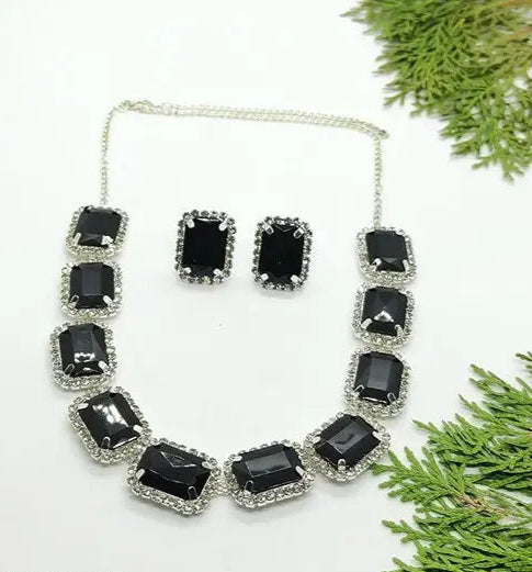 Anuttam's kundan and crystal necklace choker set for women